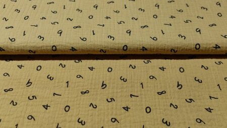 Okergele katoenen mousseline stof met cijfers