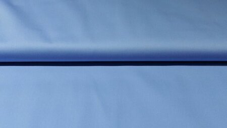 lichtblauwe broekenstof katoen satijn