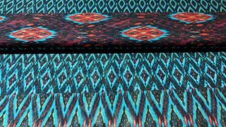 Chiffon stof met Inca-print – Groen, bruin, zwart, rood Chiffonlook stof met Inca print
