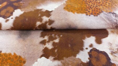 Geweven viscose panterprint bruin beige close-up