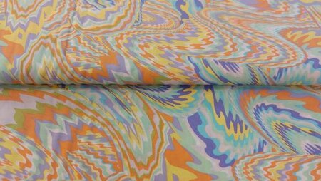 Zachte katoen/rayon stof met kleurrijk paisley patroon close-up