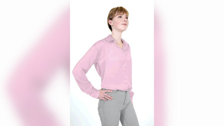 Naai de mooiste damesmode met Licht roze satijnen stof Duchesse 