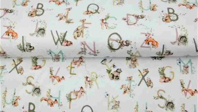 Tricot jersey stof met alfabet en vossen | schattig en trend kopen 