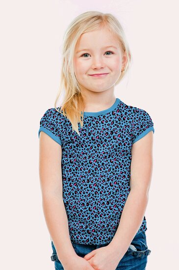 Kinderkleding naaien met Katoen tricot stof met blauw roze panter print