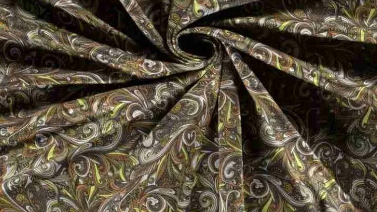 Prachtige beige poly viscose jersey van dikkere kwaliteit met paisley print kopen 
