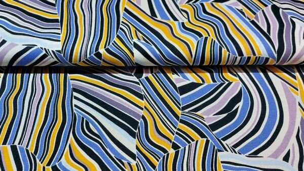 Viscose jersey modestof met veelkleurig patchwork motief kopen bij Stoffenland