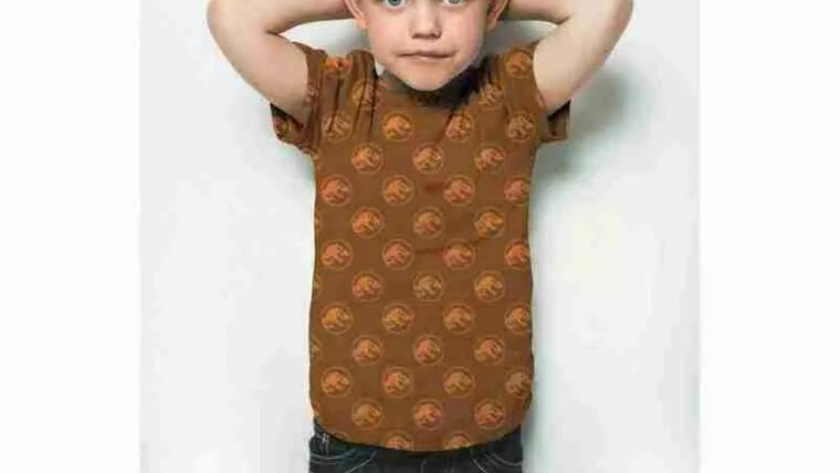 Naaien met Bruine tricot stof met dinosaurussen | Dinosaur World | Poppy Fabrics