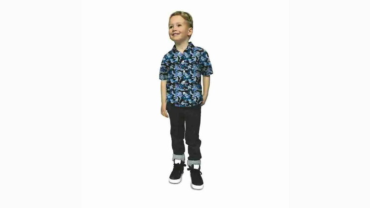 Stoere kinderkleding naaien met Blauwe katoenen stof met camouflageprint