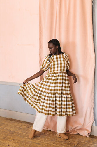 Prachtige cloud dress naaien met PDF naaipatroon