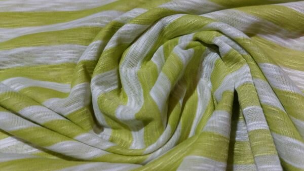 Luchtige couponstof chiffon voor zomerprojecten