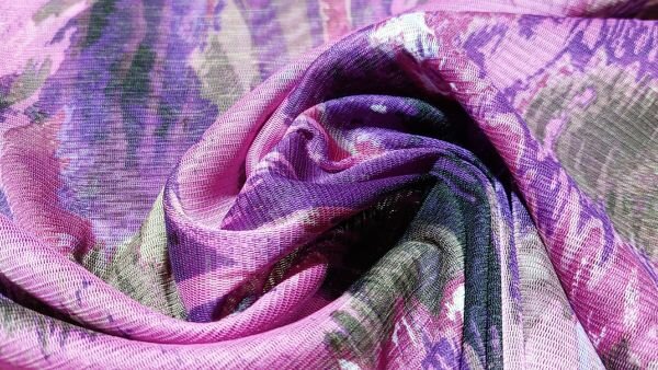 voordelige fuchsia chiffon stof voor naaiprojecten	