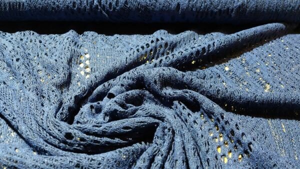 voordelige donkerblauwe gehaakte stof voor kleding