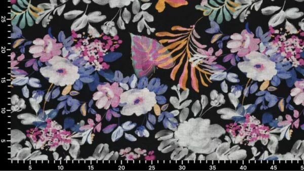 Zelfmaakmode stof zwart pink bloemenprint