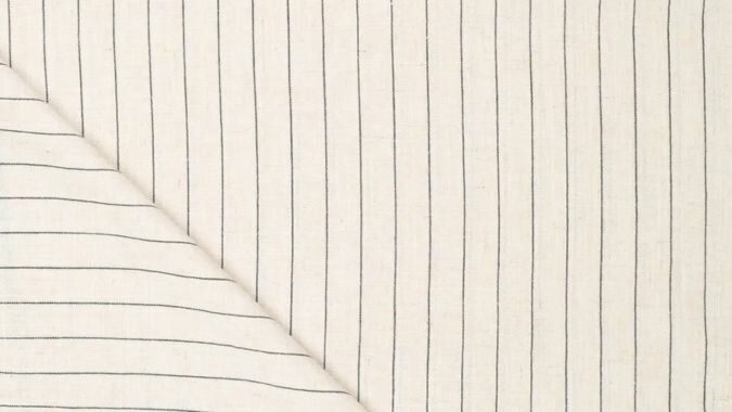 Viscose linnen stof off white met geweven streep