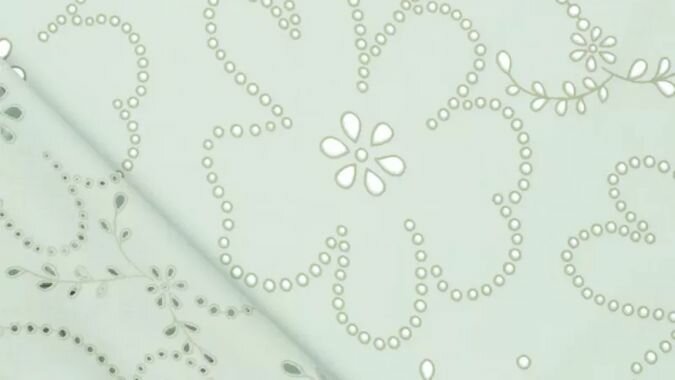 groene voile met embroiderie