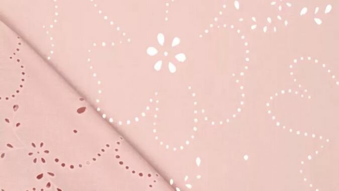 Roze Puffy Cotton Voile stof met embroidery bloemen