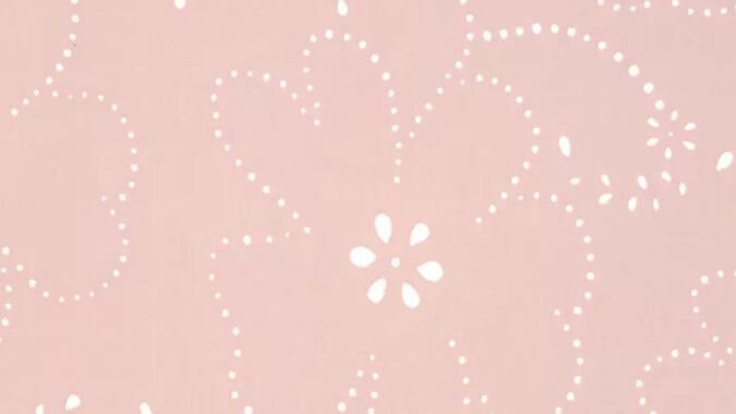 Puffy Cotton Voile roze close-up borduurstructuur