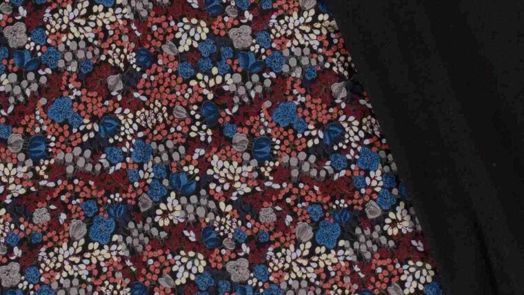 Bestel Klassieke viscose jersey met betoverend bloemen motief