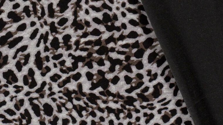 Prachtige Polyester Viscose Jersey met Panterprint bestellen