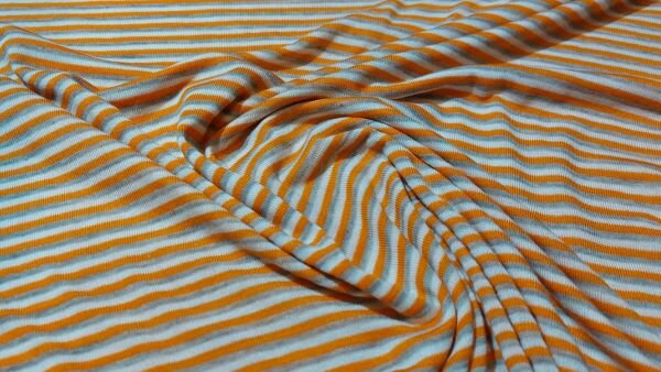 stof kopen: Gestreepte Tricot Stof in Oranje, Lichtgrijs en Wit