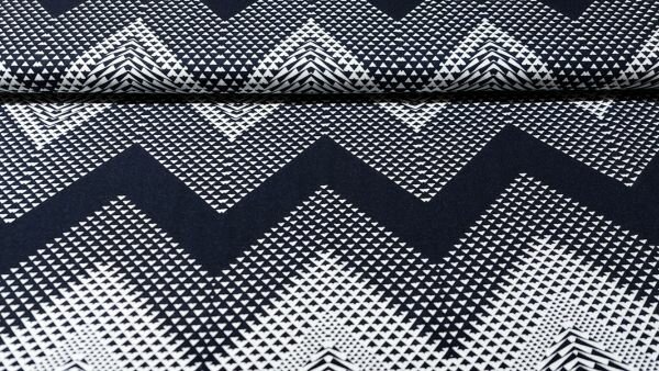 Zwart witte viscose jersey stof met driehoeken kopen