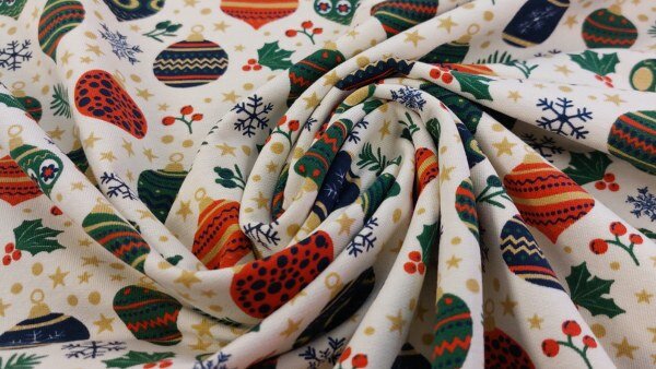 Gebroken witte kerststof voor kleding maken