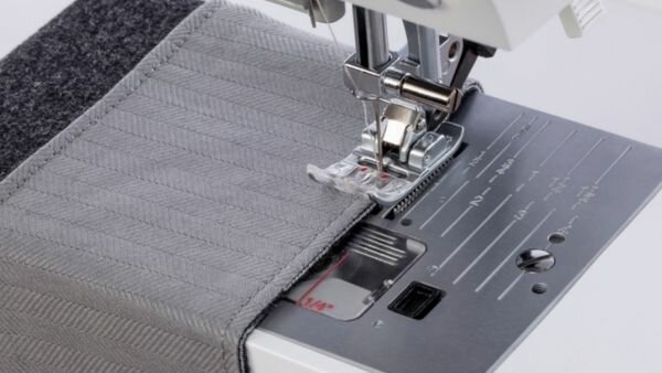 robuuste naaimachine 