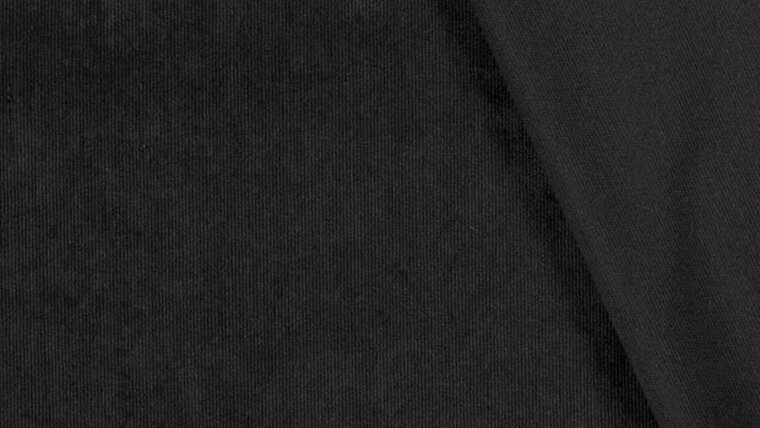 Naaien met de mooiste Uni ribstof of corduroy in zwart